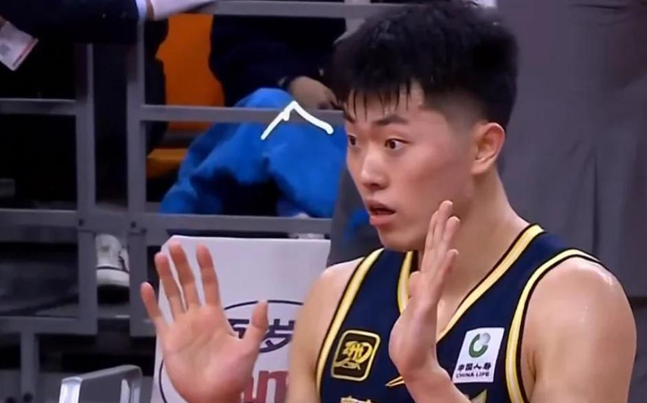 乐鱼体育全站-关于合同正式到期！广东防守大闸或被杜锋放弃，下赛季有望重的信息