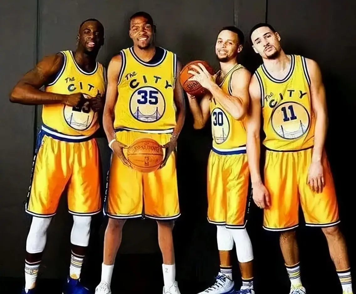 nba联盟巅峰抱团的鼻祖是谁？是詹姆斯吗？的简单介绍