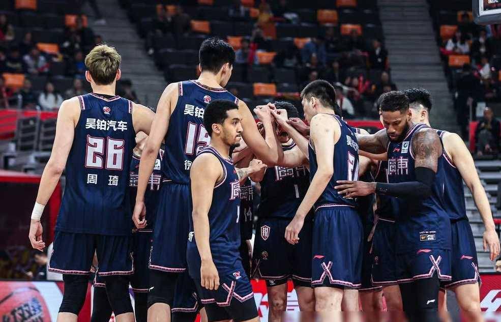 CBA有球队要卖队因亏损被买主各种压价的简单介绍