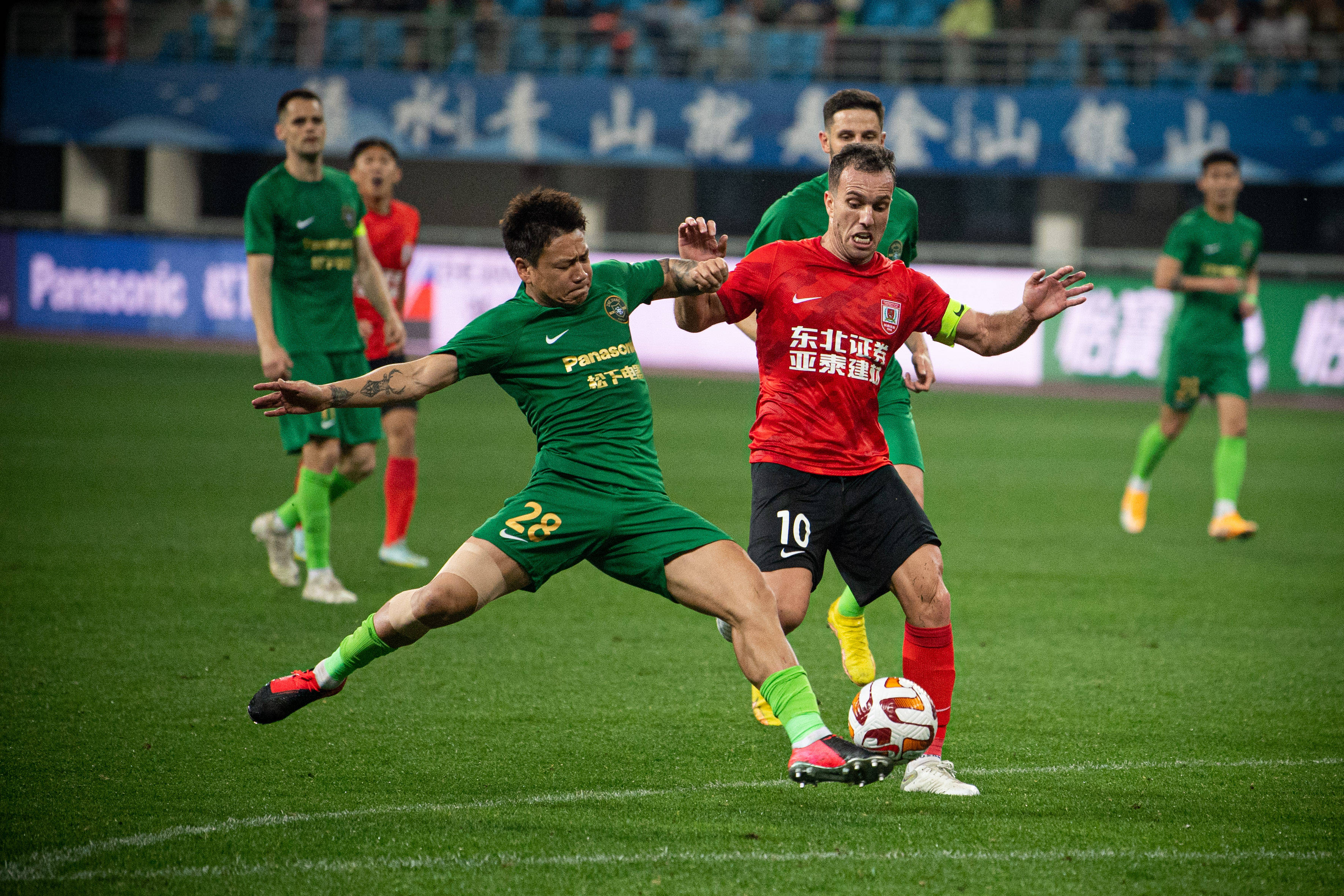 海港杯赛出局何谈中超卫冕？细节背后之殇老生常谈