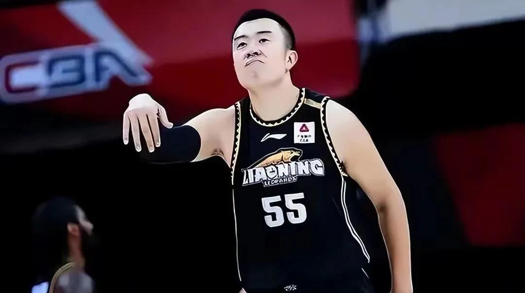 乐鱼体育平台-CBA辽宁本钢韩德君、李晓旭可能不退役，外援全换，大外是关键